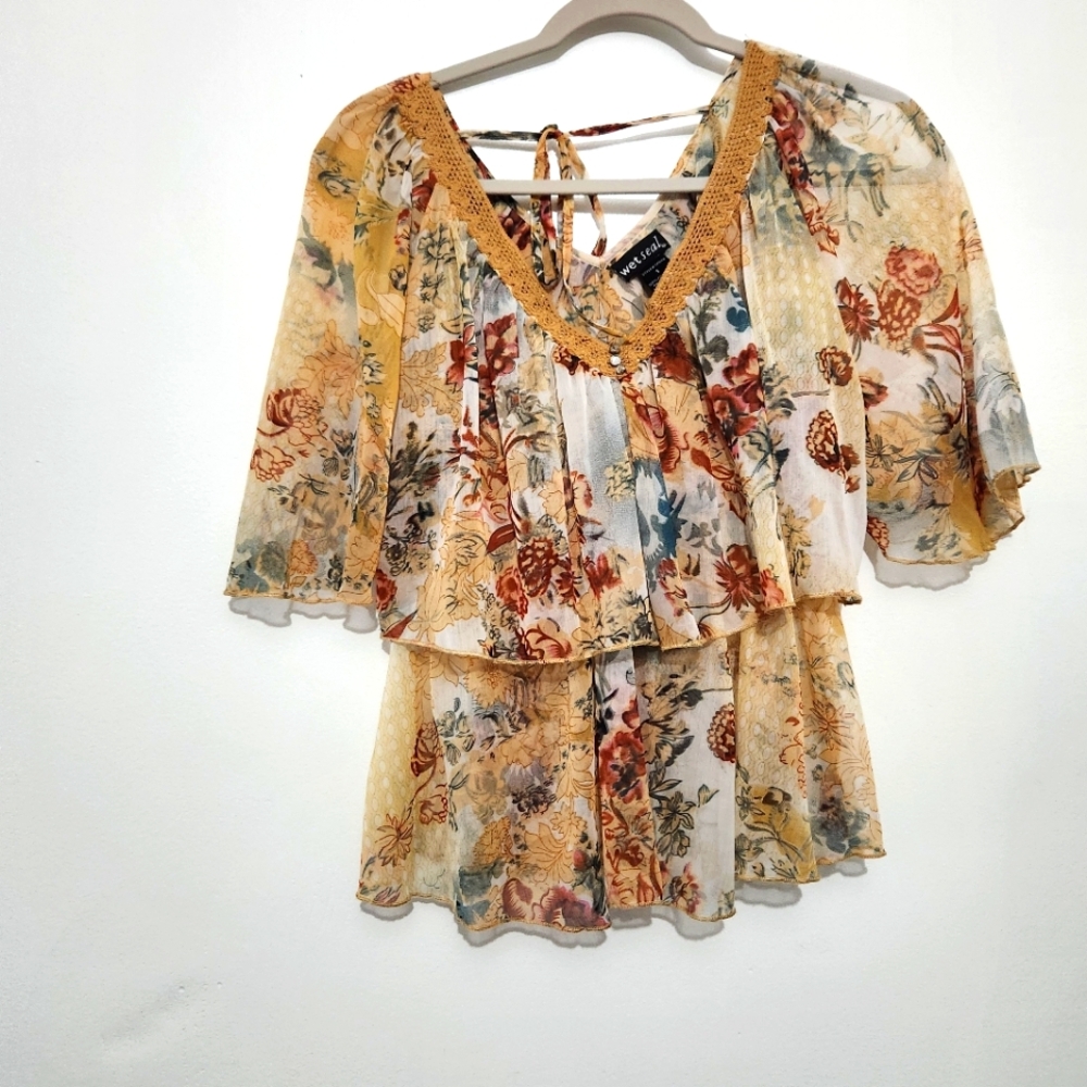 Wet Seal Floral Boho Ruffle Layer Blouse Semi Sheer V-Neck Crochet Trim Neutral
